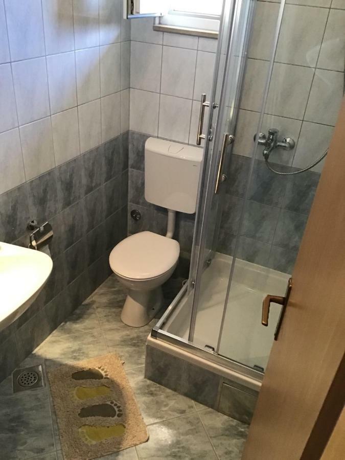 Paras Zečevo Zewnętrze zdjęcie